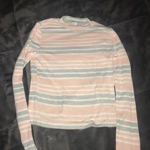 long sleeve soft cropped shirt